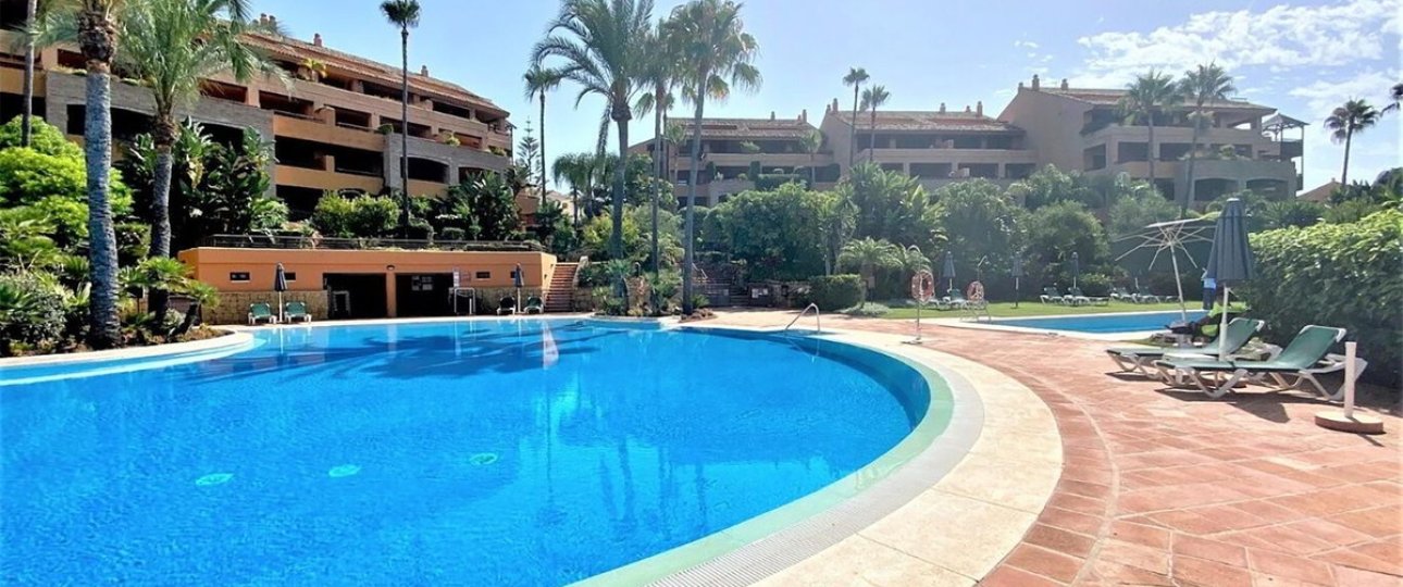 Resale - apartment - Marbella - Bahía de Marbella