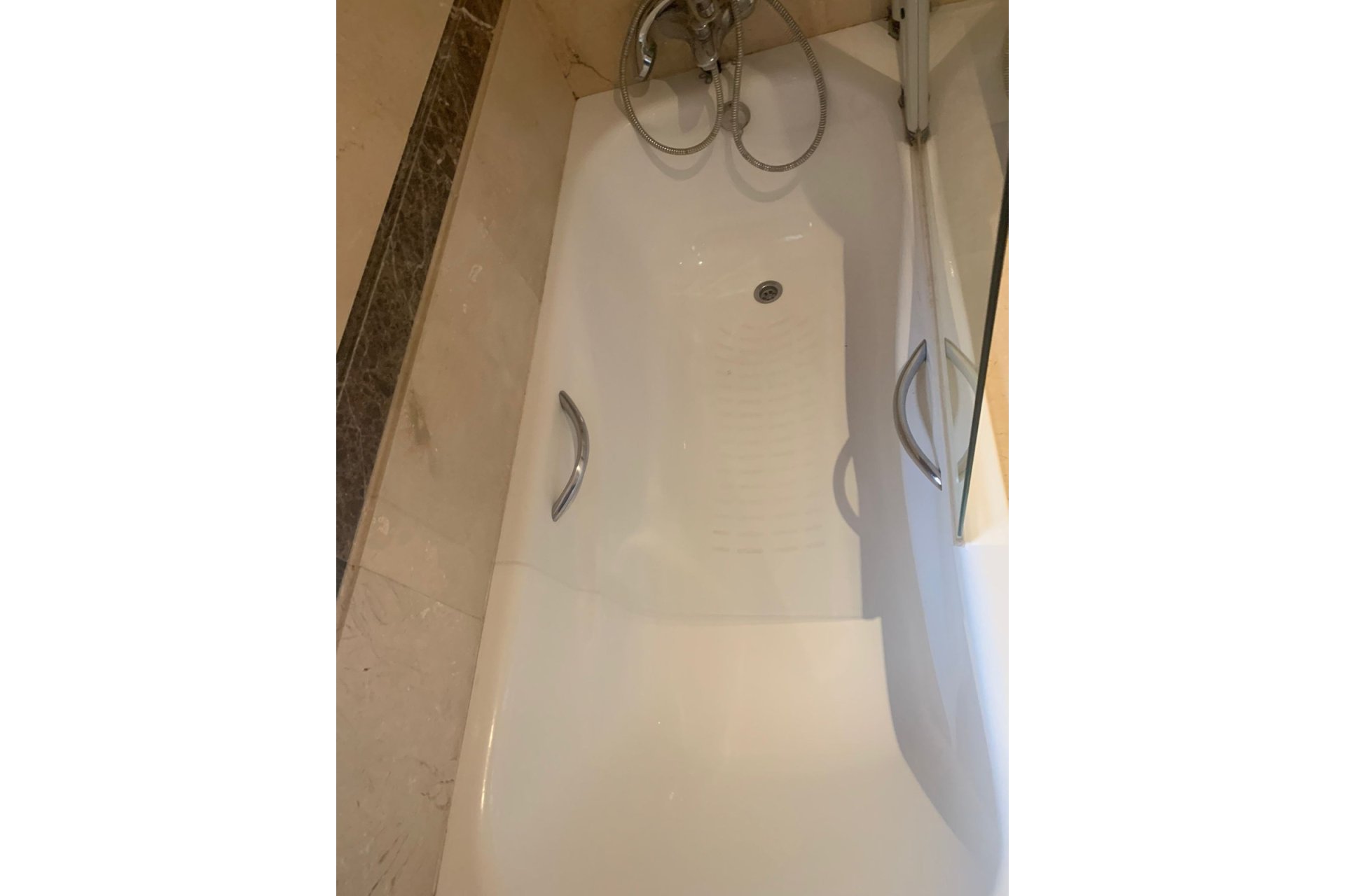 Resale - apartment - Marbella - Bahía de Marbella