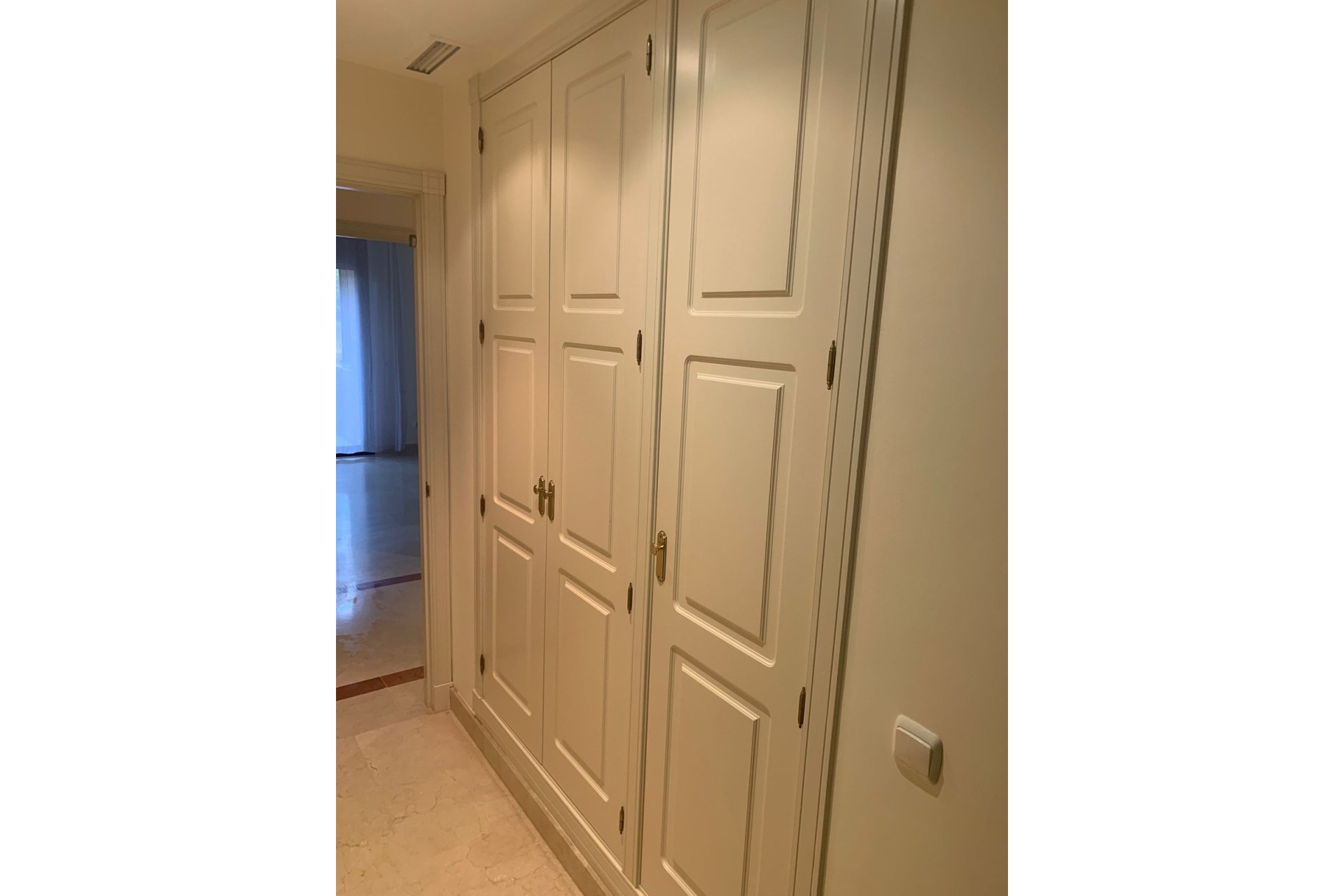 Resale - apartment - Marbella - Bahía de Marbella