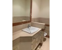 Resale - apartment - Marbella - Bahía de Marbella