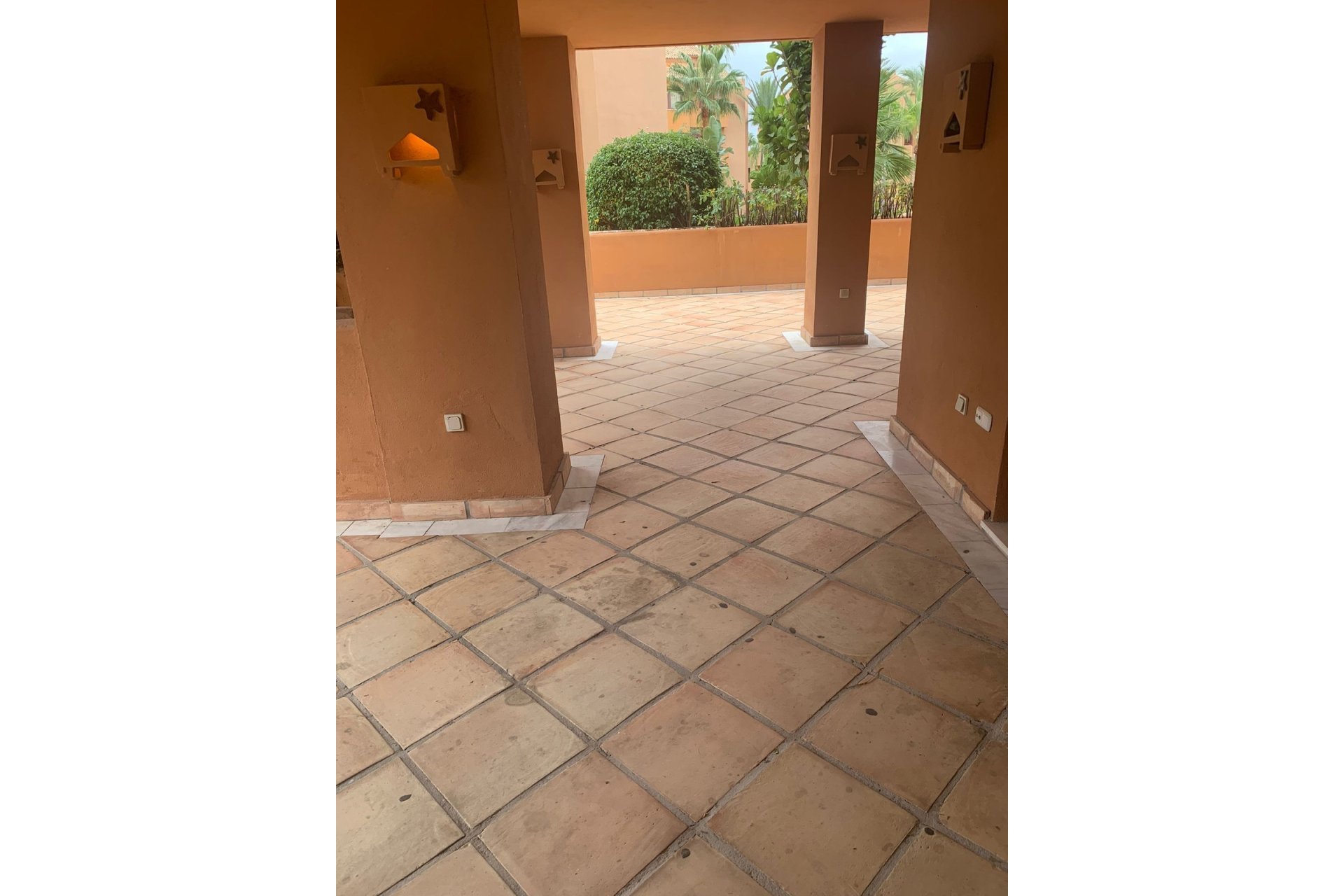 Resale - apartment - Marbella - Bahía de Marbella