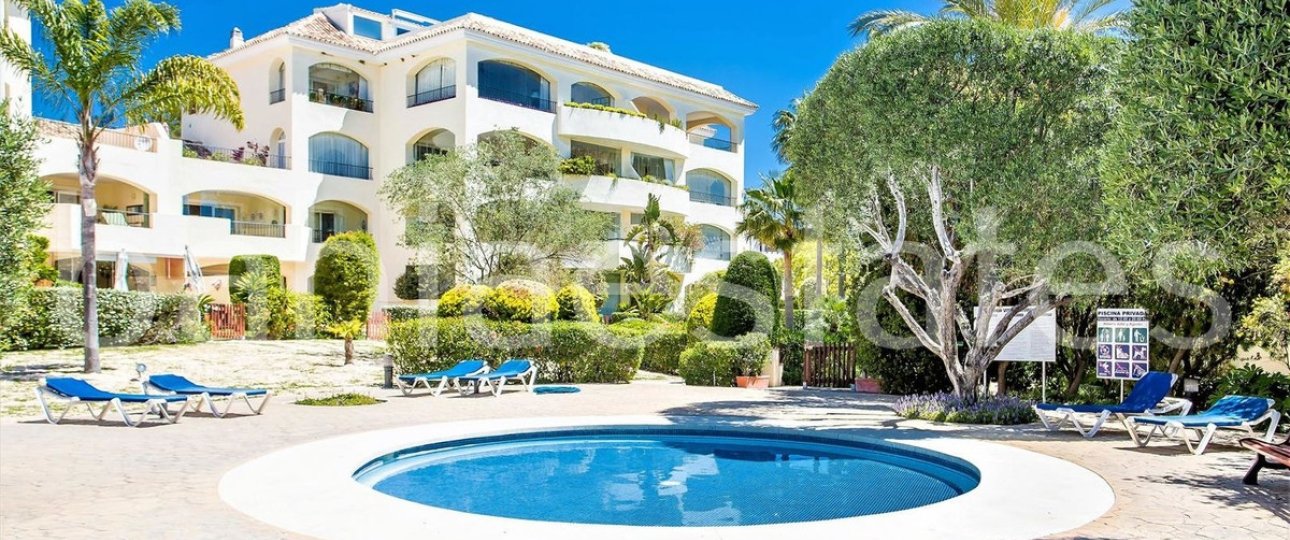 Resale - apartment - Marbella - Bahía de Marbella