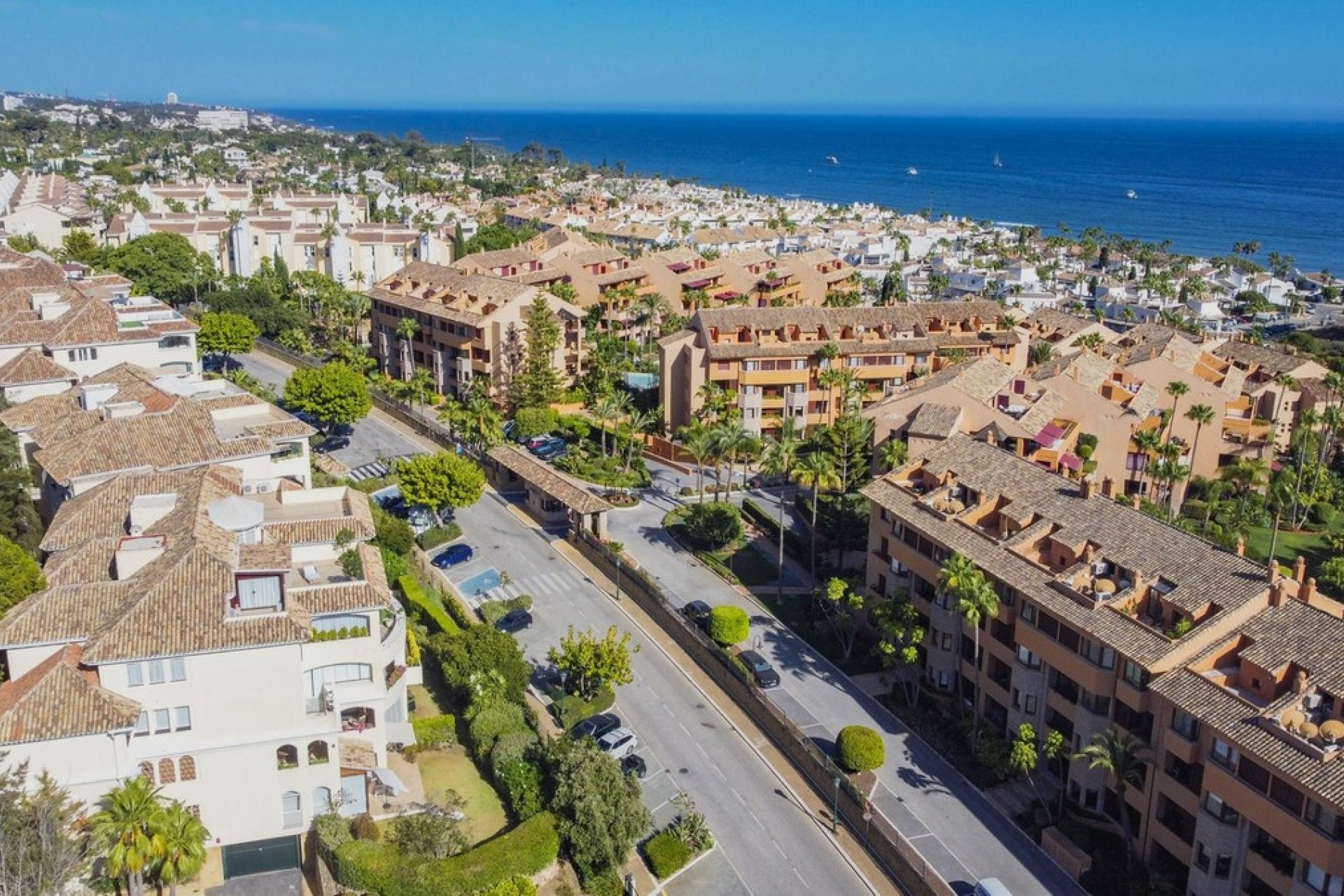Resale - apartment - Marbella - Bahía de Marbella