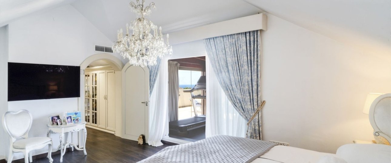 Resale - apartment - Marbella - Bahía de Marbella