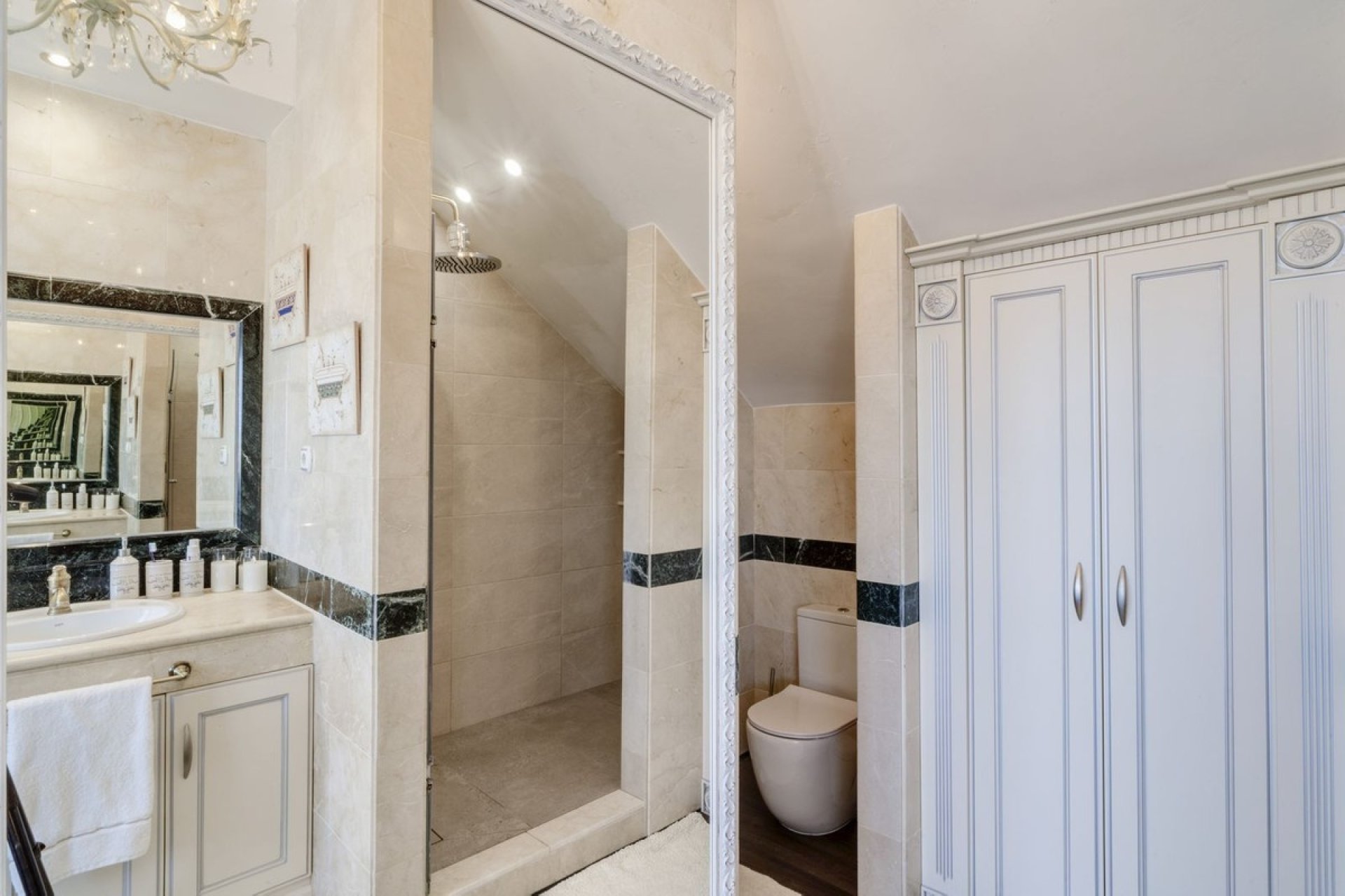 Resale - apartment - Marbella - Bahía de Marbella