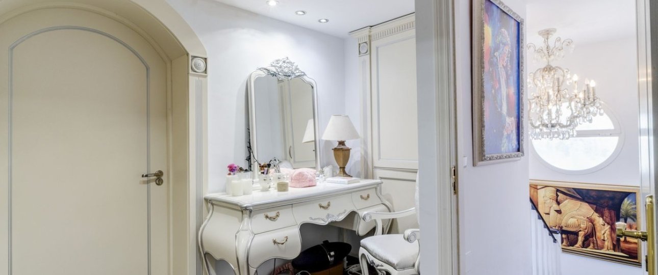 Resale - apartment - Marbella - Bahía de Marbella