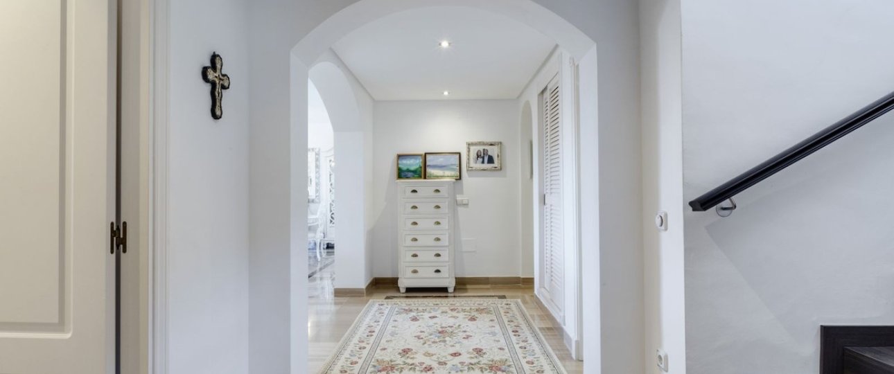 Resale - apartment - Marbella - Bahía de Marbella