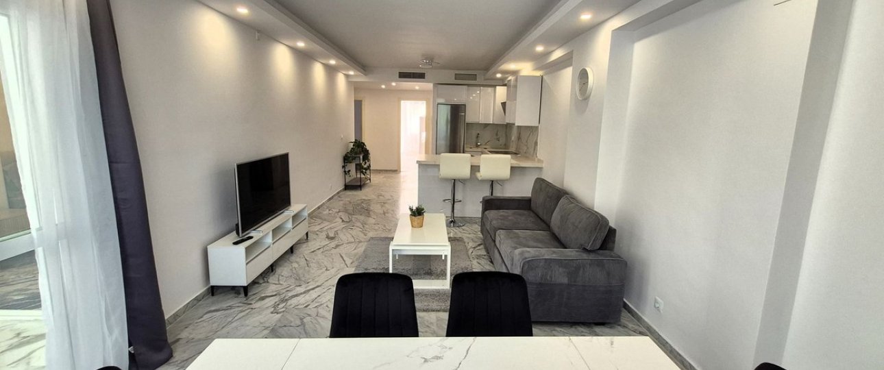 Resale - apartment - Marbella - Bahía de Marbella
