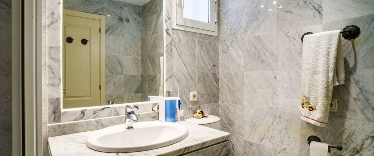 Resale - apartment - Marbella - Bahía de Marbella