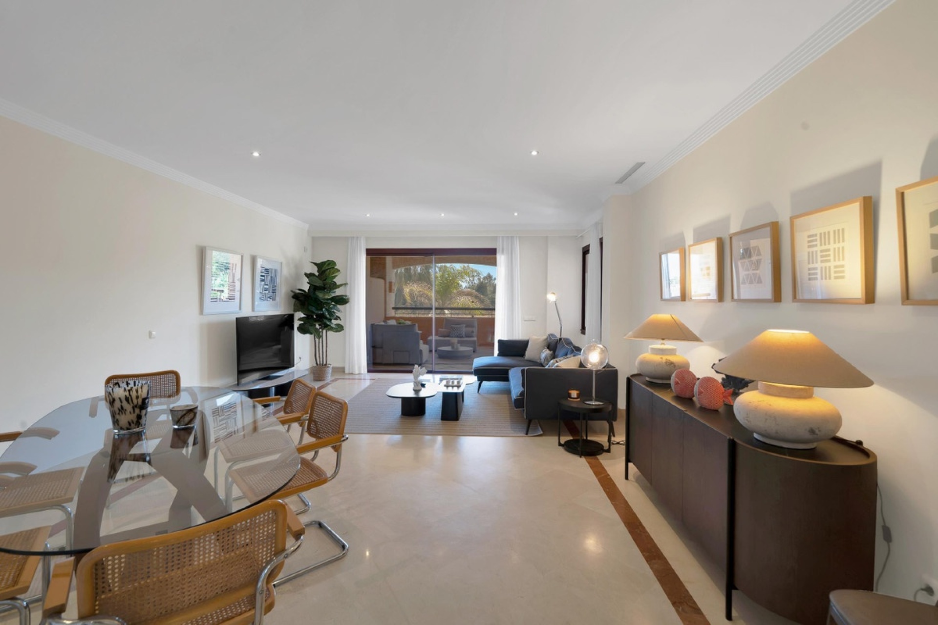 Resale - apartment - Marbella - Bahía de Marbella