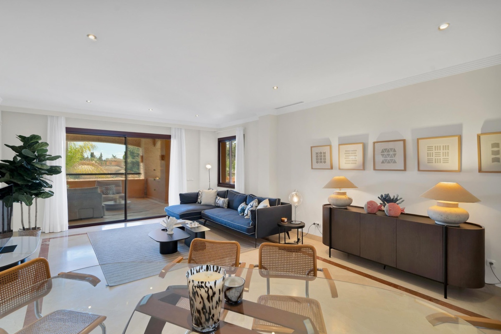 Resale - apartment - Marbella - Bahía de Marbella