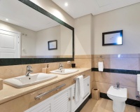 Resale - apartment - Marbella - Bahía de Marbella