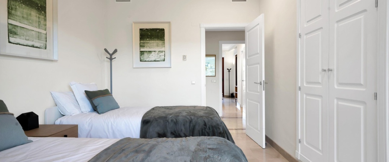 Resale - apartment - Marbella - Bahía de Marbella