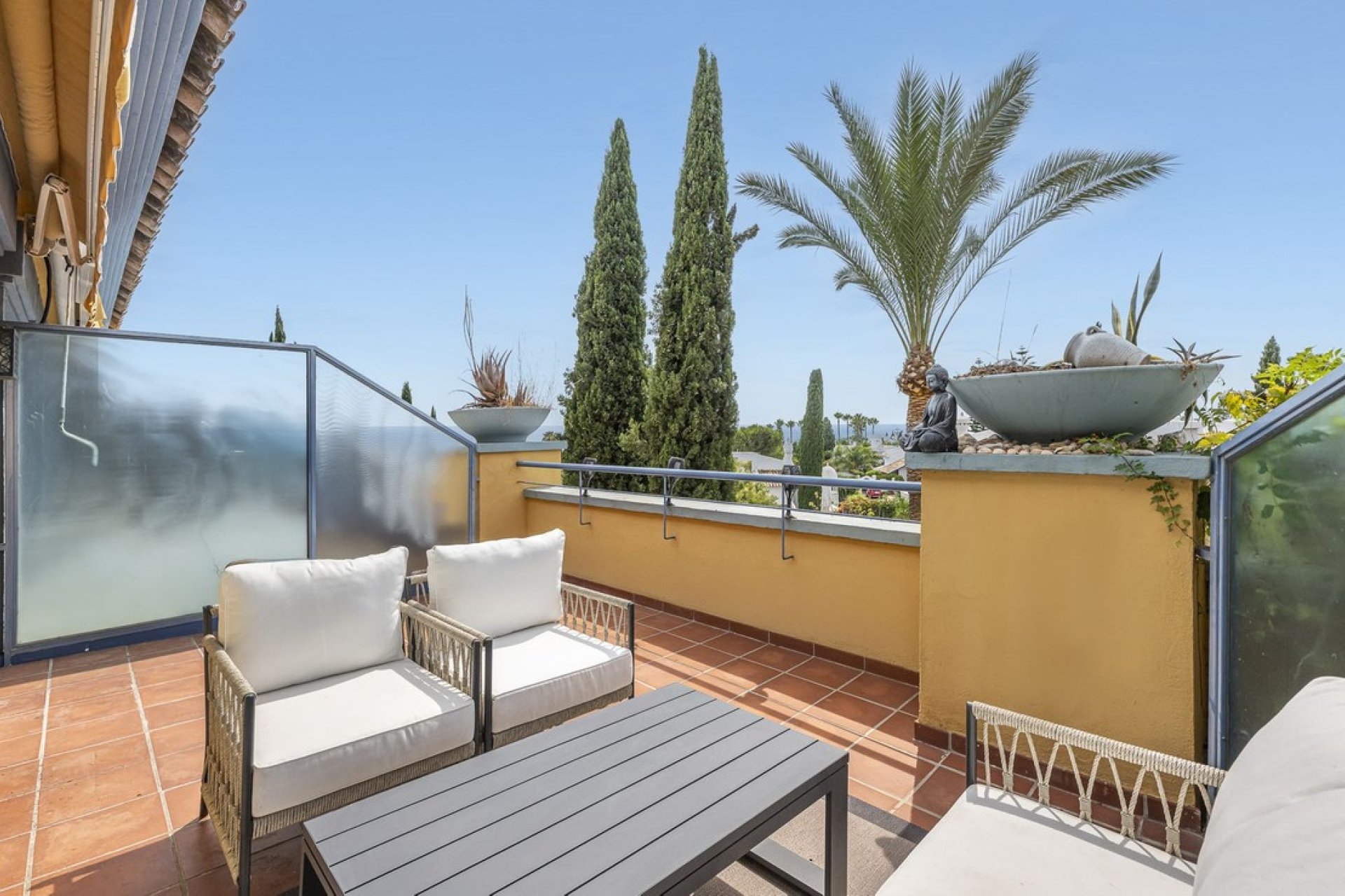 Resale - apartment - Marbella - Bahía de Marbella