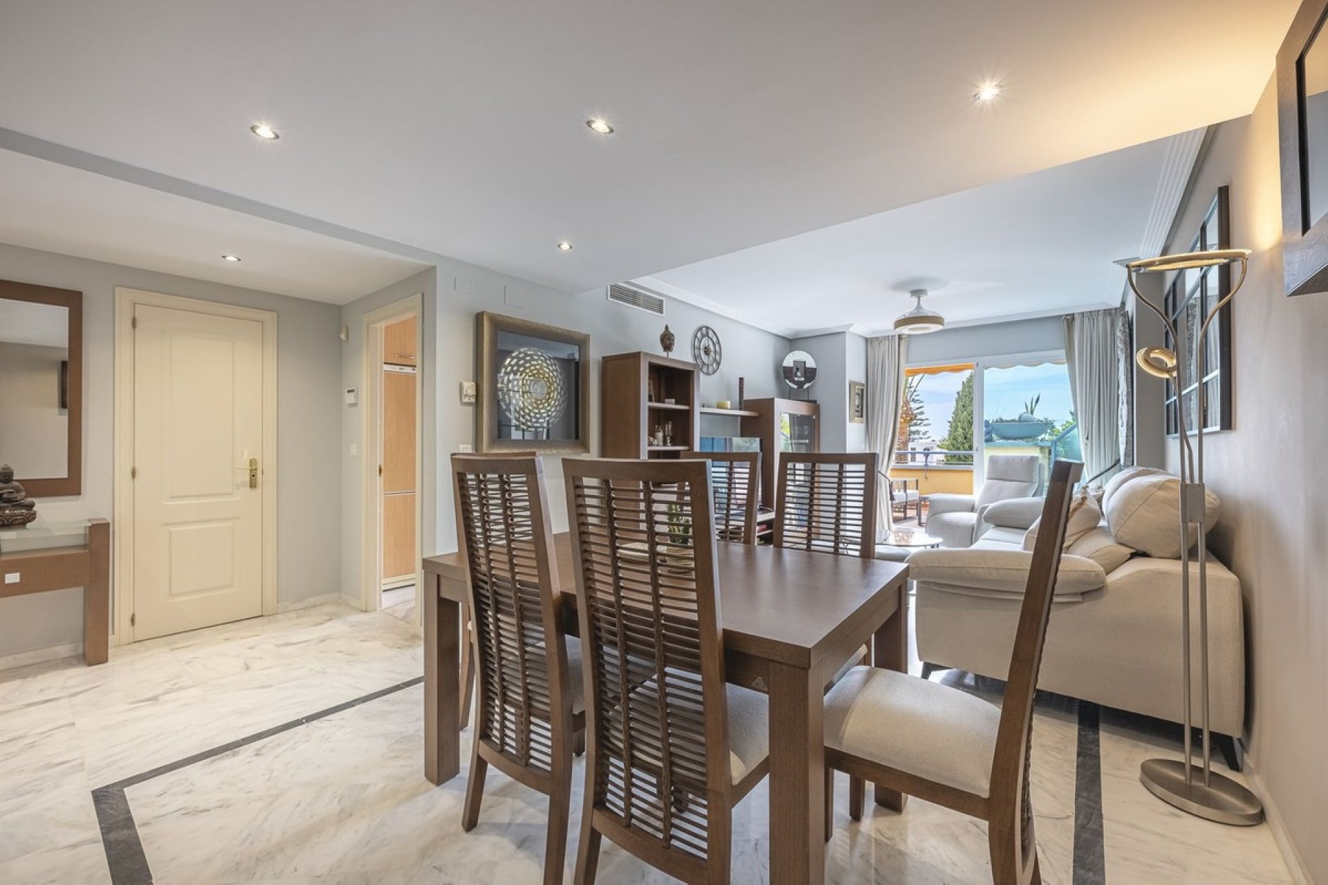Resale - apartment - Marbella - Bahía de Marbella