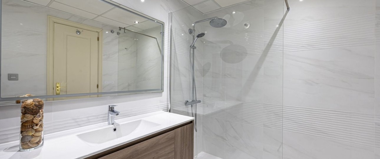Resale - apartment - Marbella - Bahía de Marbella