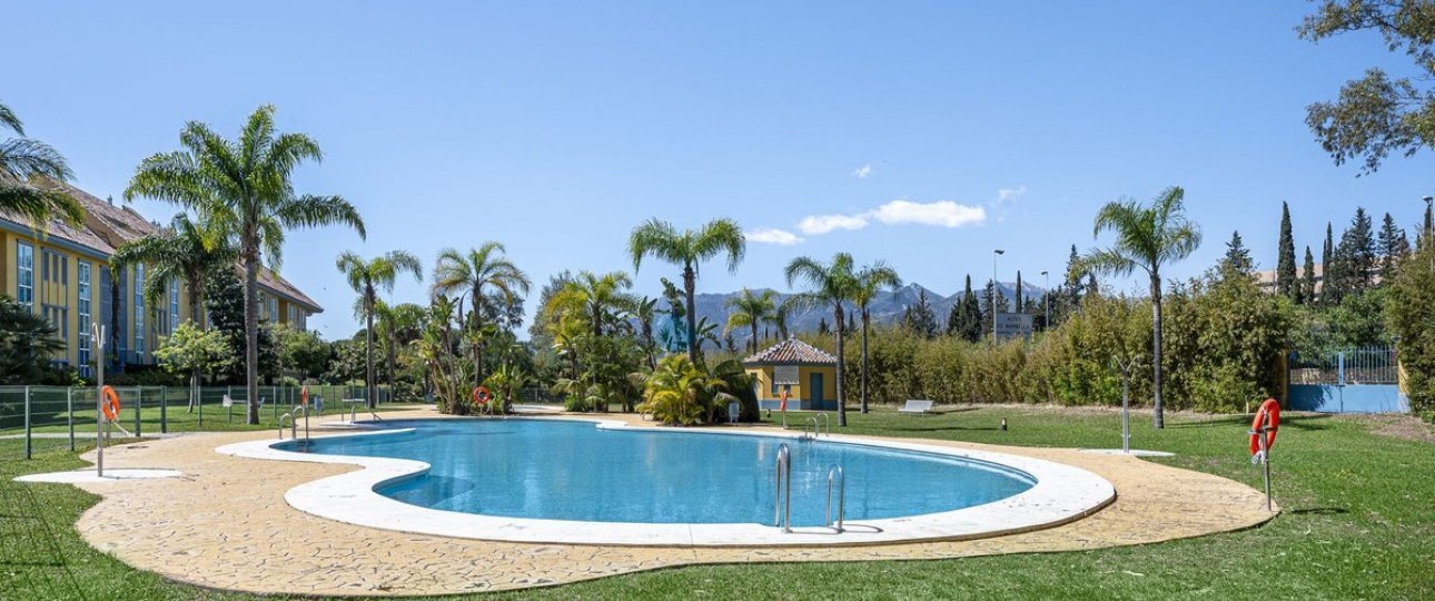 Resale - apartment - Marbella - Bahía de Marbella