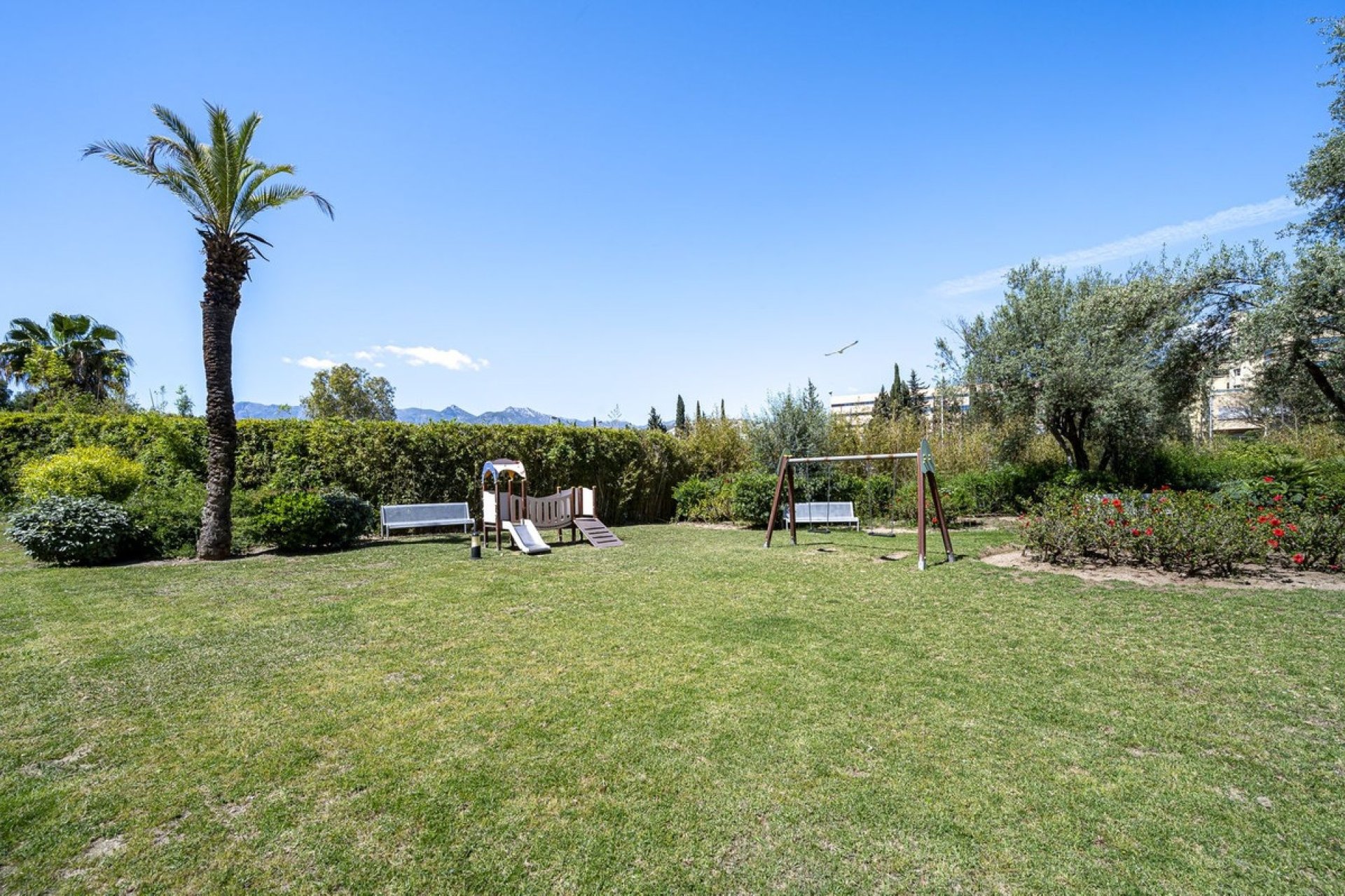 Resale - apartment - Marbella - Bahía de Marbella