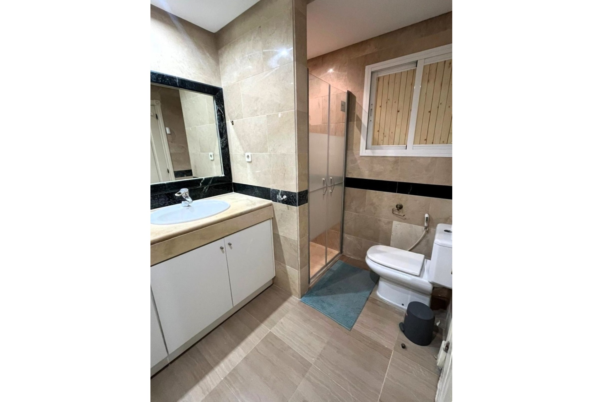 Resale - apartment - Marbella - Bahía de Marbella