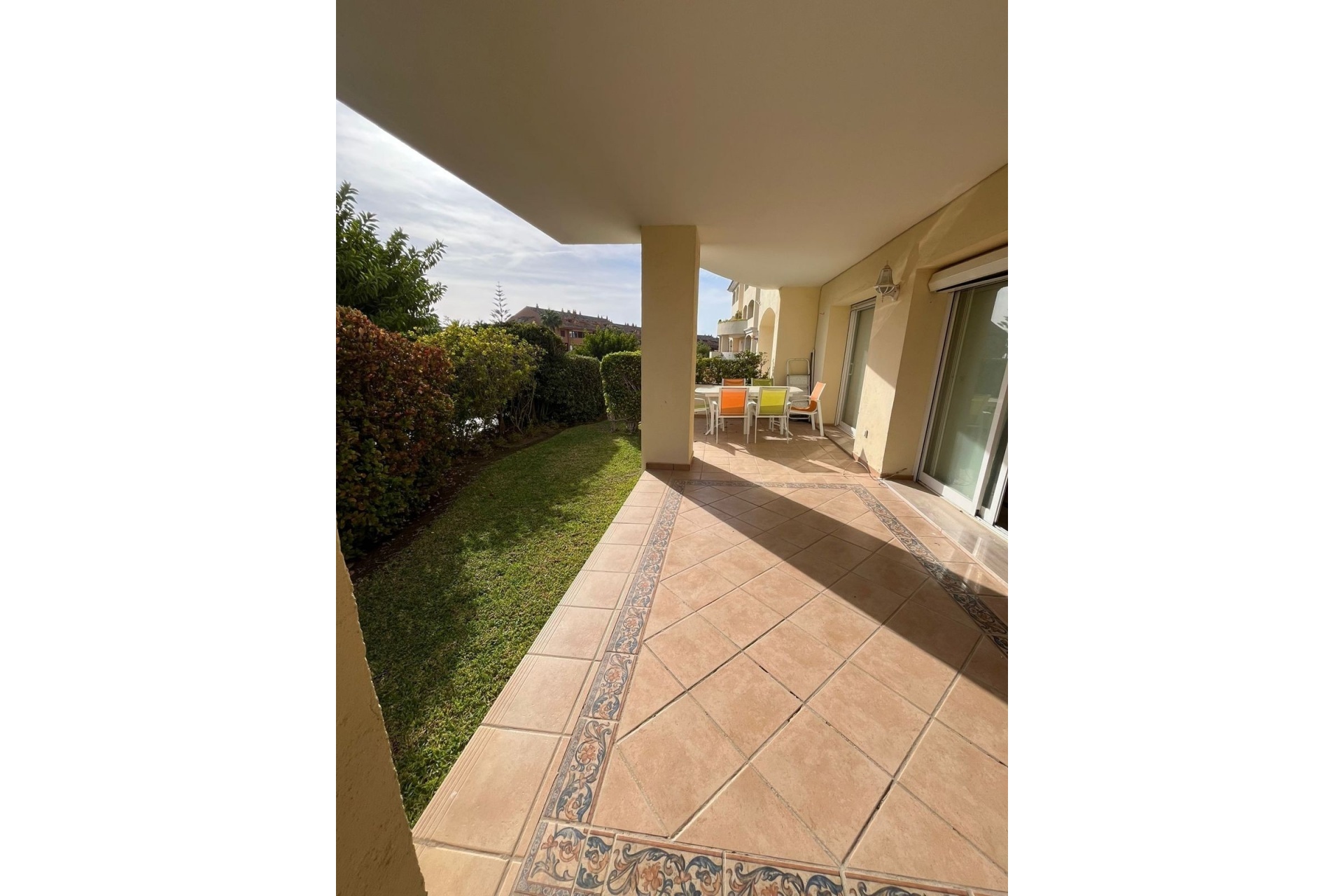 Resale - apartment - Marbella - Bahía de Marbella