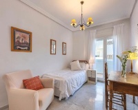 Resale - apartment - Marbella - Bahía de Marbella