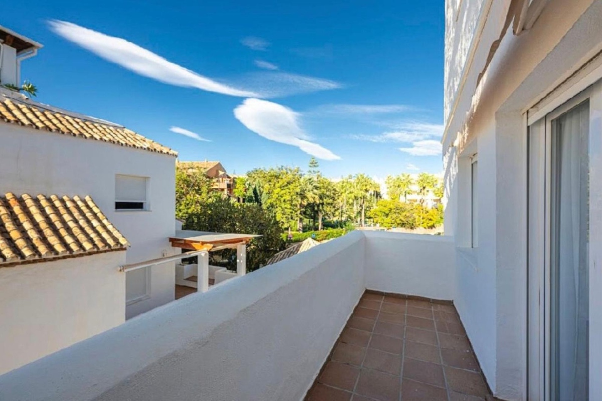 Resale - apartment - Marbella - Bahía de Marbella