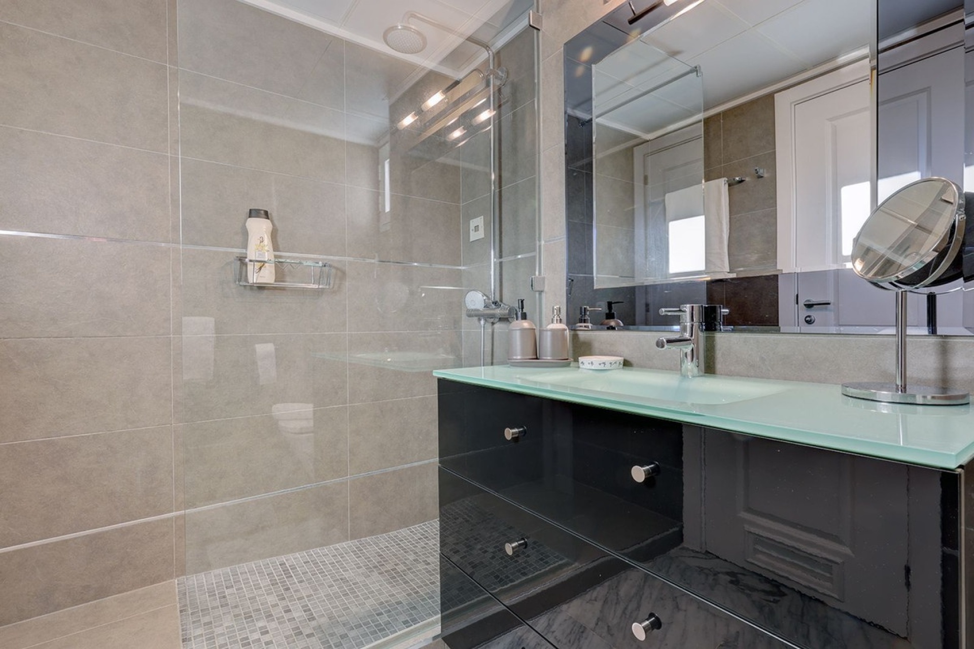 Resale - apartment - Marbella - Bahía de Marbella