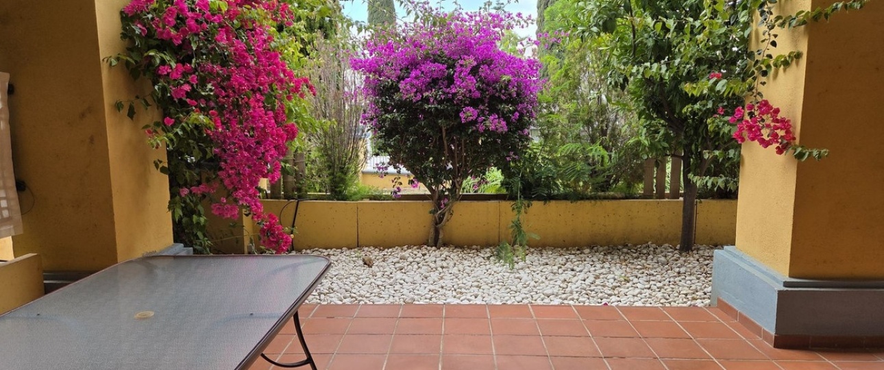Resale - apartment - Marbella - Bahía de Marbella