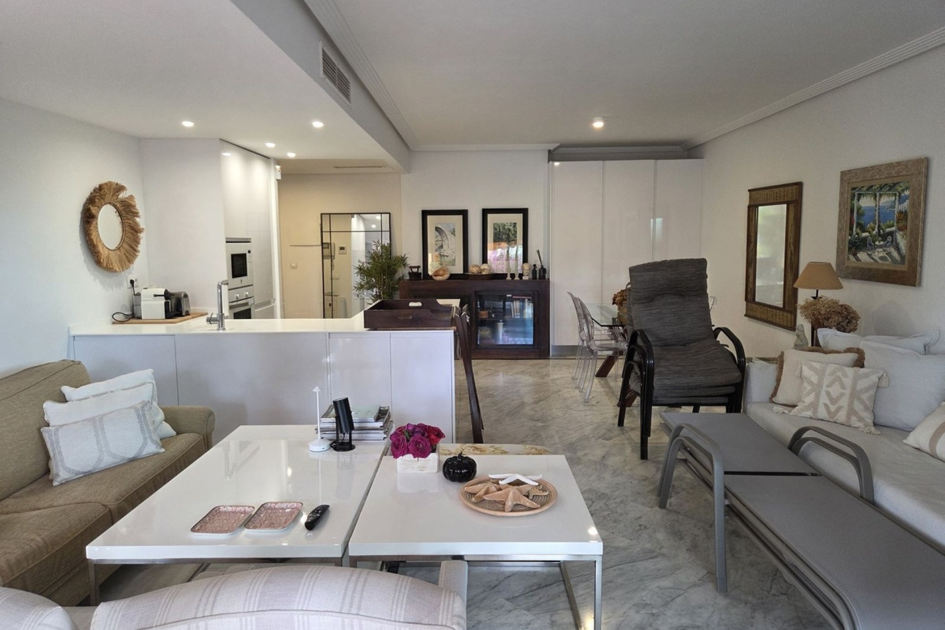 Resale - apartment - Marbella - Bahía de Marbella