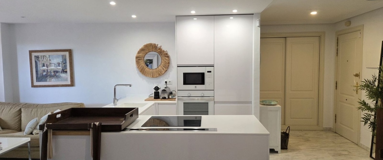 Resale - apartment - Marbella - Bahía de Marbella