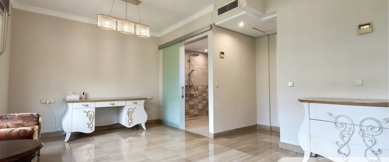 Resale - apartment - Marbella - Bahía de Marbella