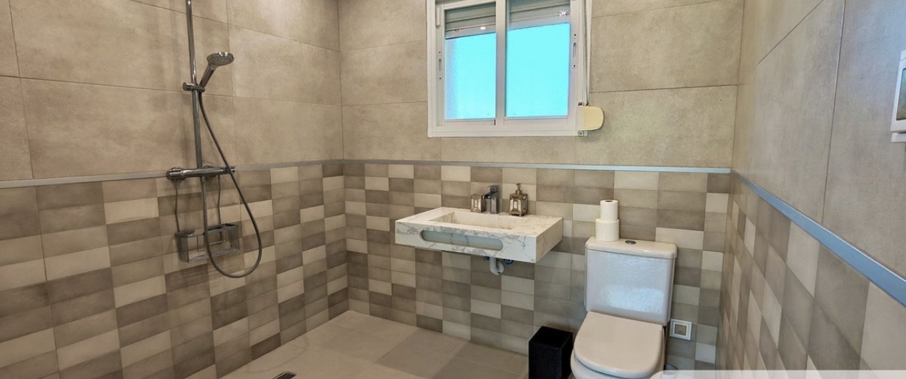 Resale - apartment - Marbella - Bahía de Marbella