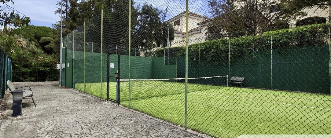 Resale - apartment - Marbella - Bahía de Marbella