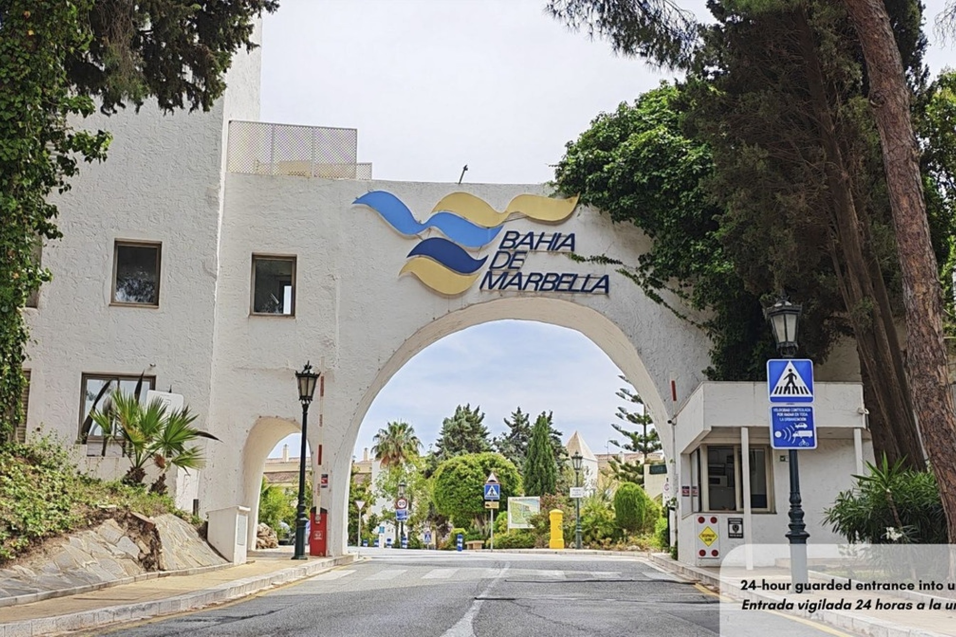 Resale - apartment - Marbella - Bahía de Marbella