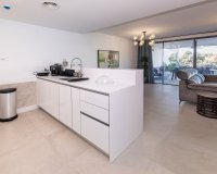 Resale - apartment - Marbella - Cabopino
