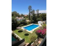 Resale - apartment - Marbella - Cabopino
