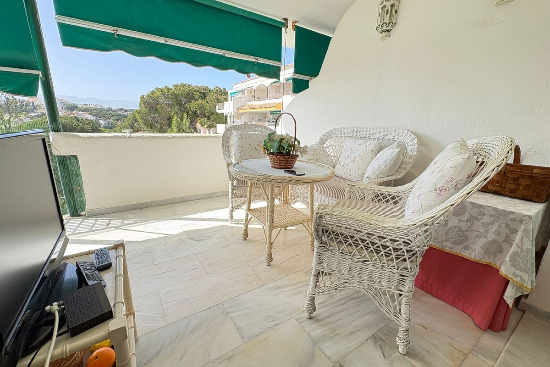 Resale - apartment - Marbella - Cabopino