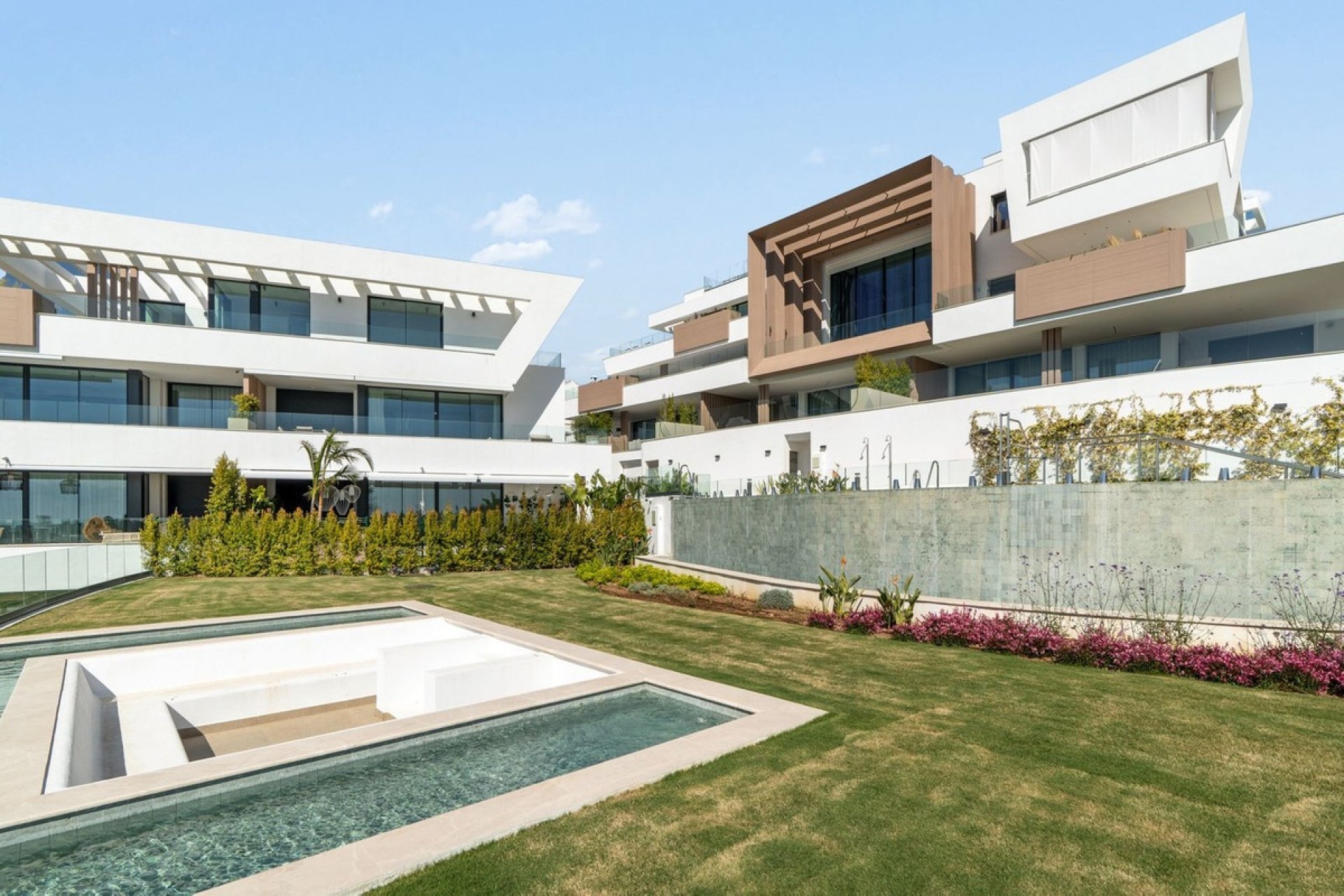 Resale - apartment - Marbella - Cabopino