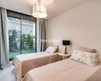 Resale - apartment - Marbella - Cabopino