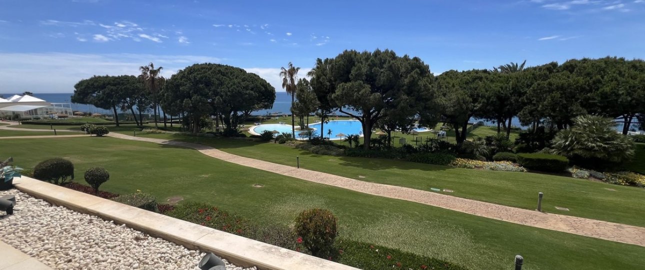 Resale - apartment - Marbella - Cabopino