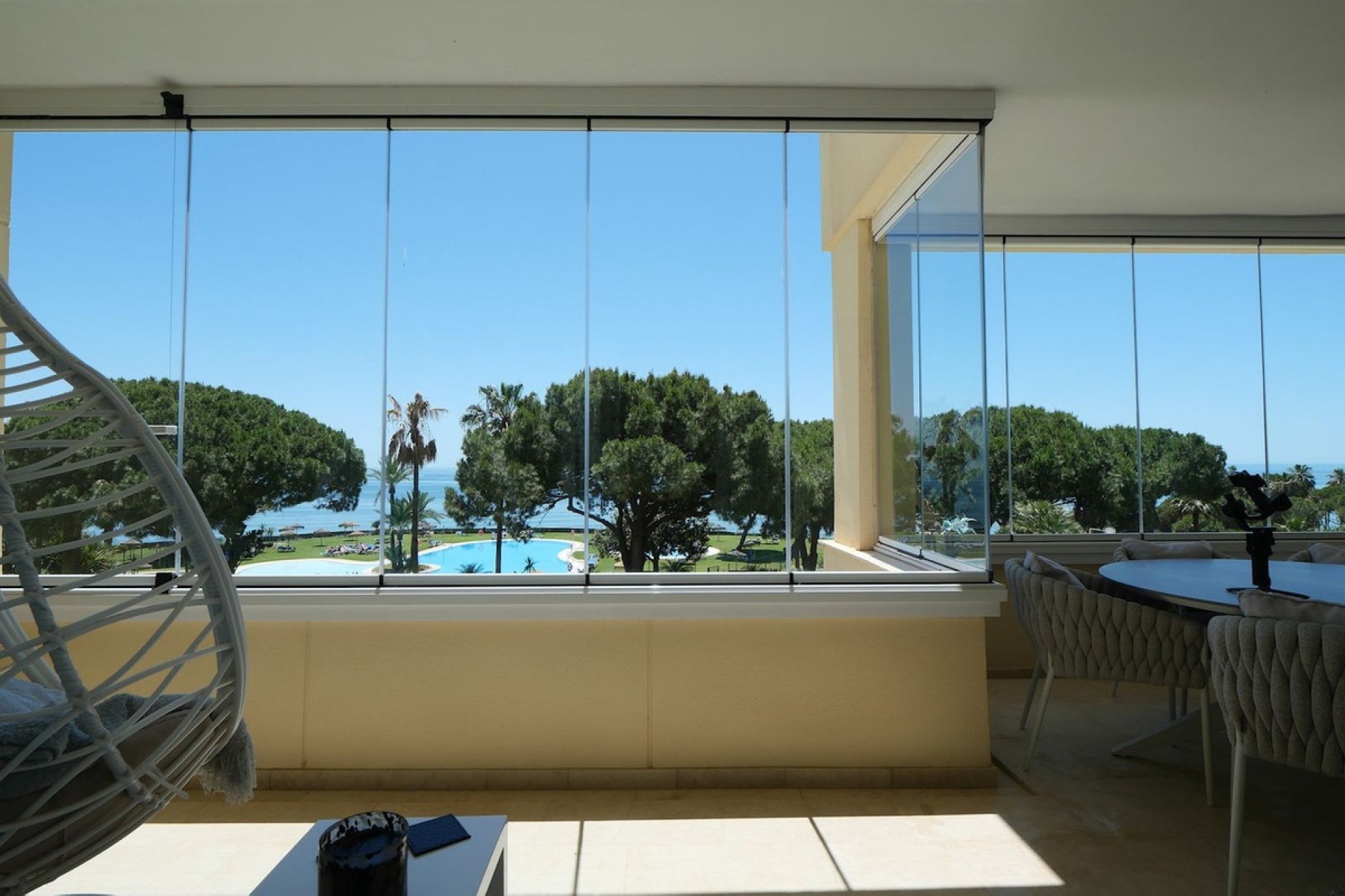 Resale - apartment - Marbella - Cabopino