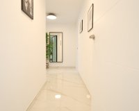 Resale - apartment - Marbella - Cabopino