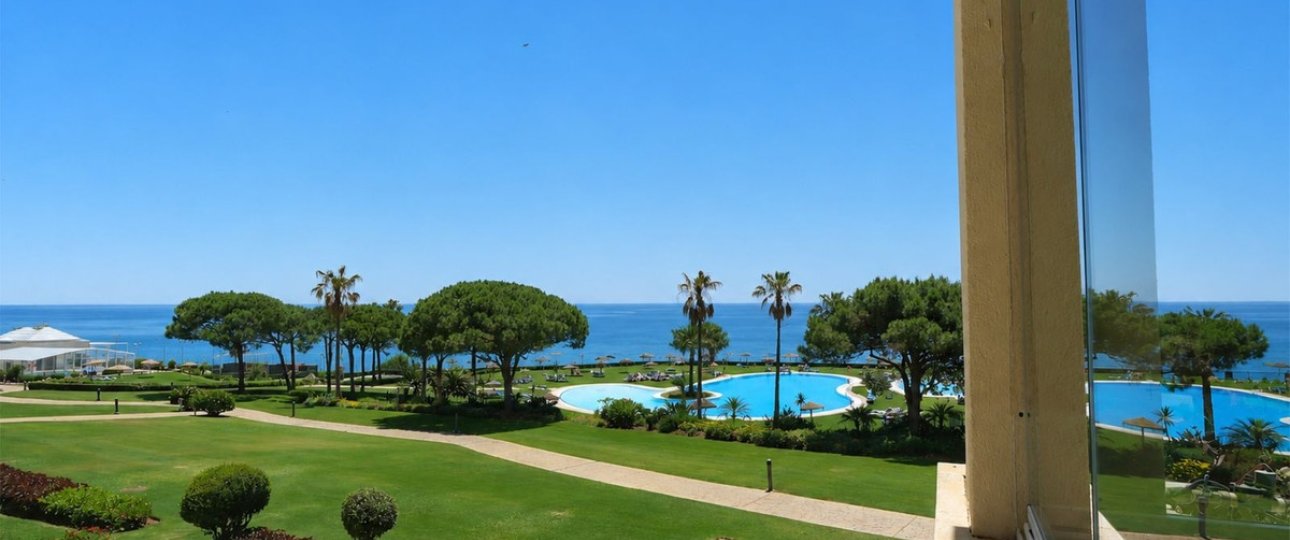 Resale - apartment - Marbella - Cabopino