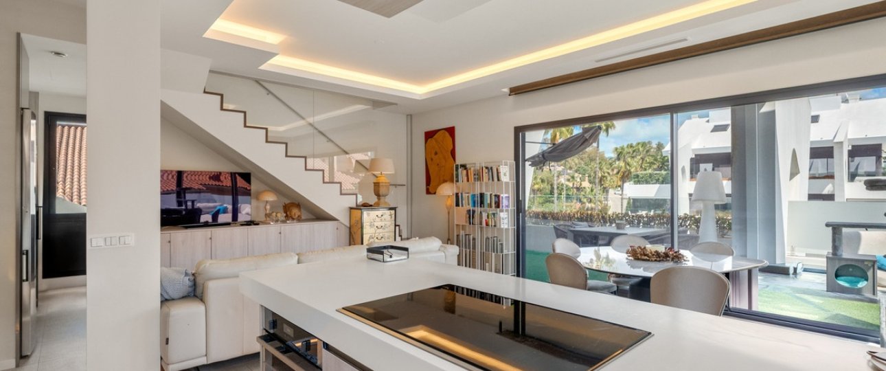 Resale - apartment - Marbella - Cabopino