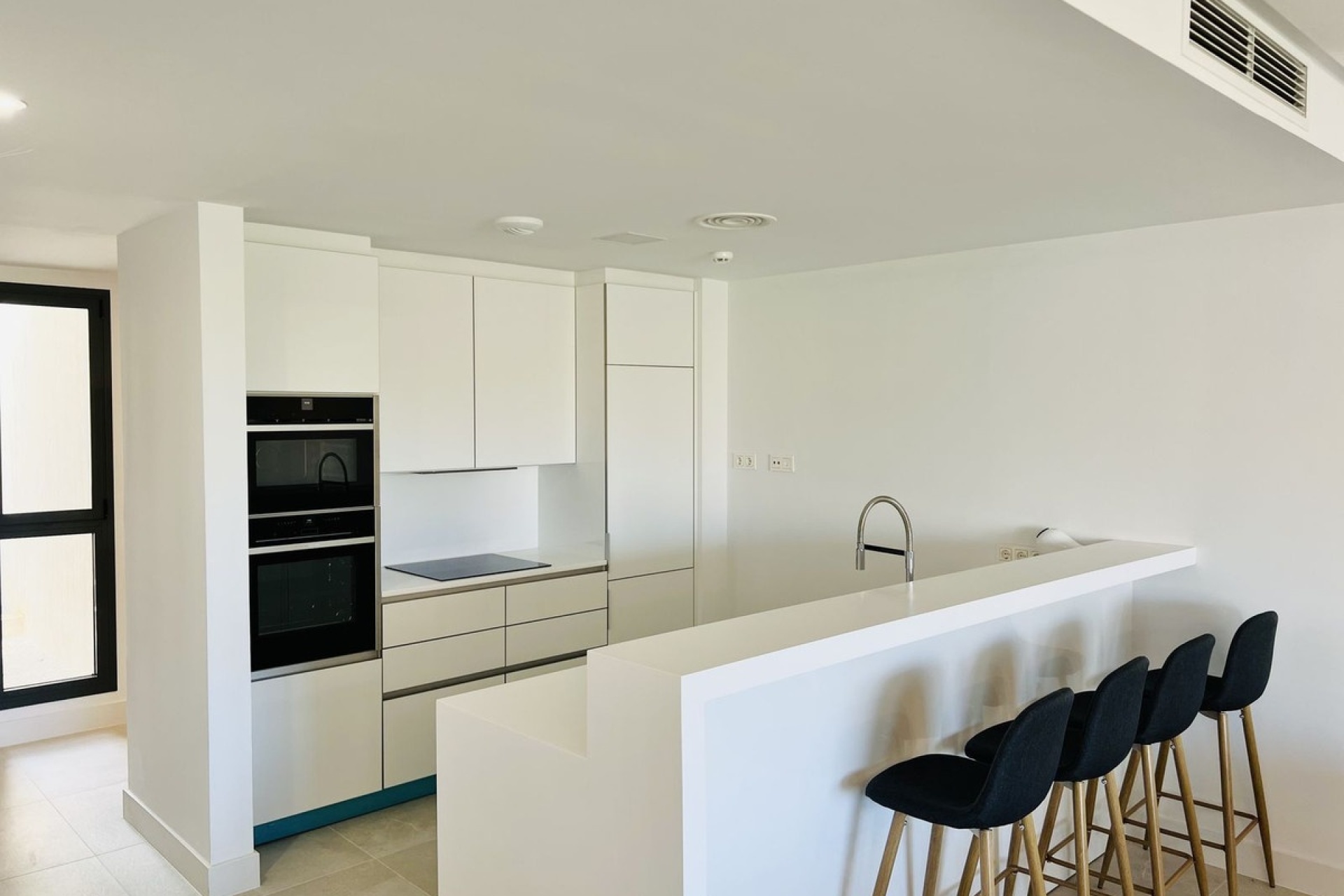 Resale - apartment - Marbella - Cabopino