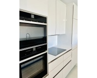 Resale - apartment - Marbella - Cabopino