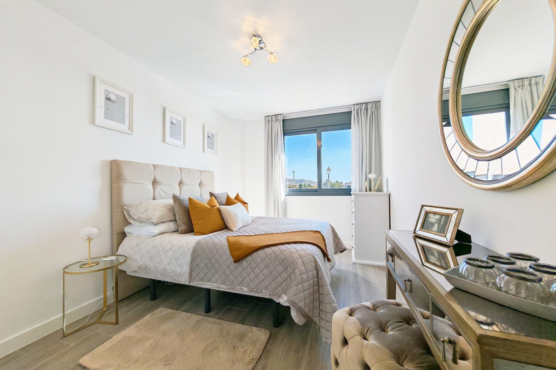 Resale - apartment - Marbella - Cabopino