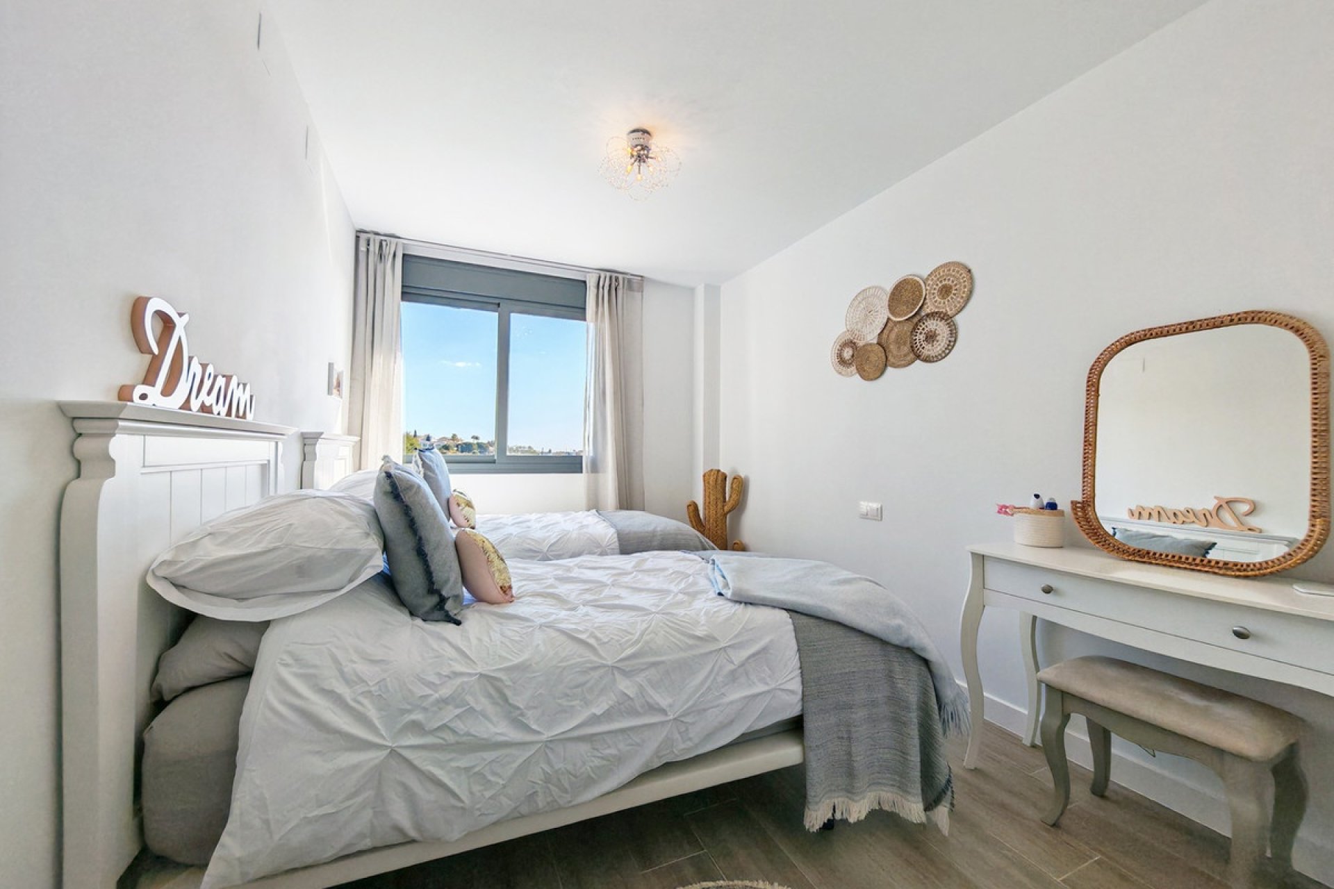 Resale - apartment - Marbella - Cabopino