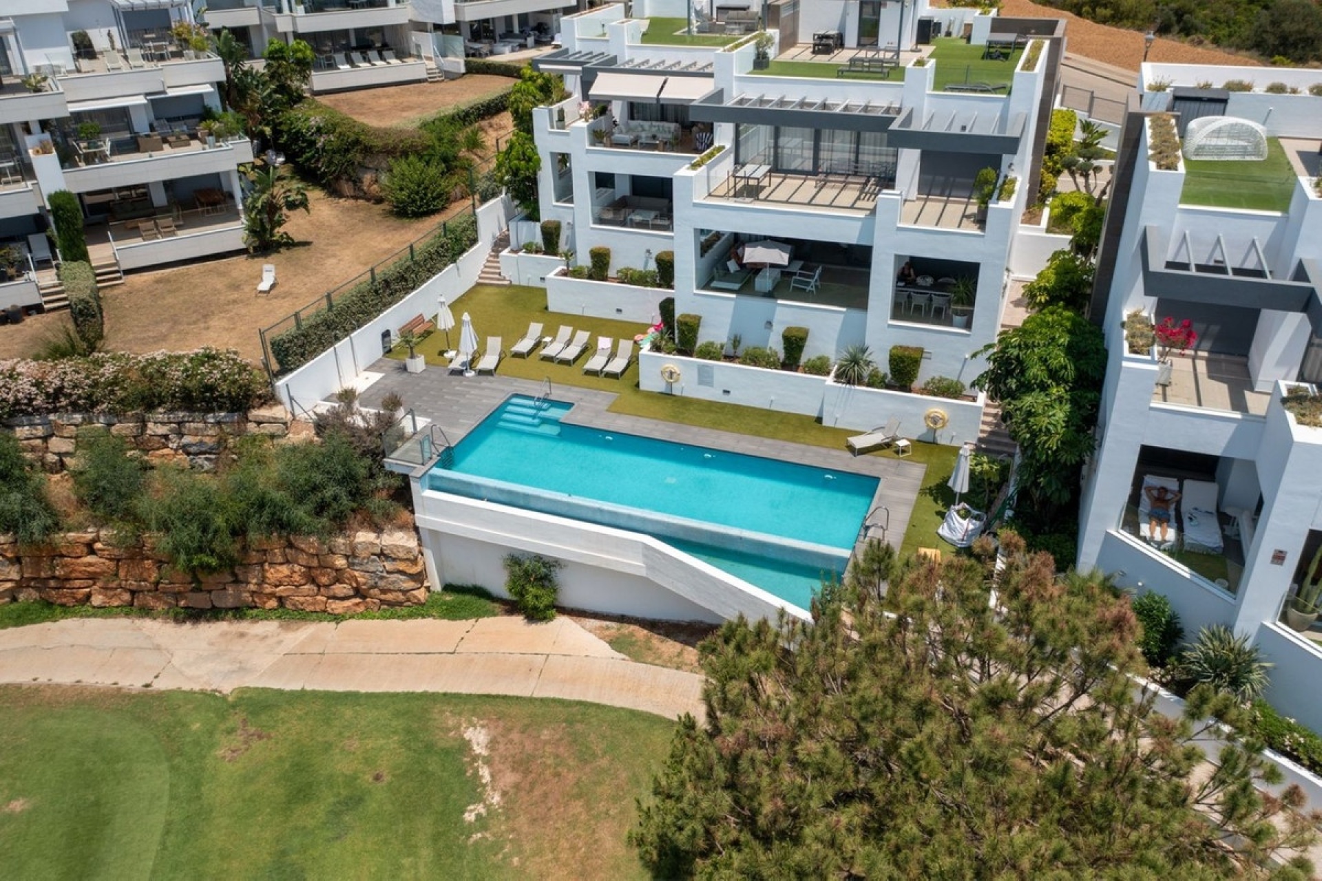 Resale - apartment - Marbella - Cabopino