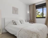 Resale - apartment - Marbella - Cabopino
